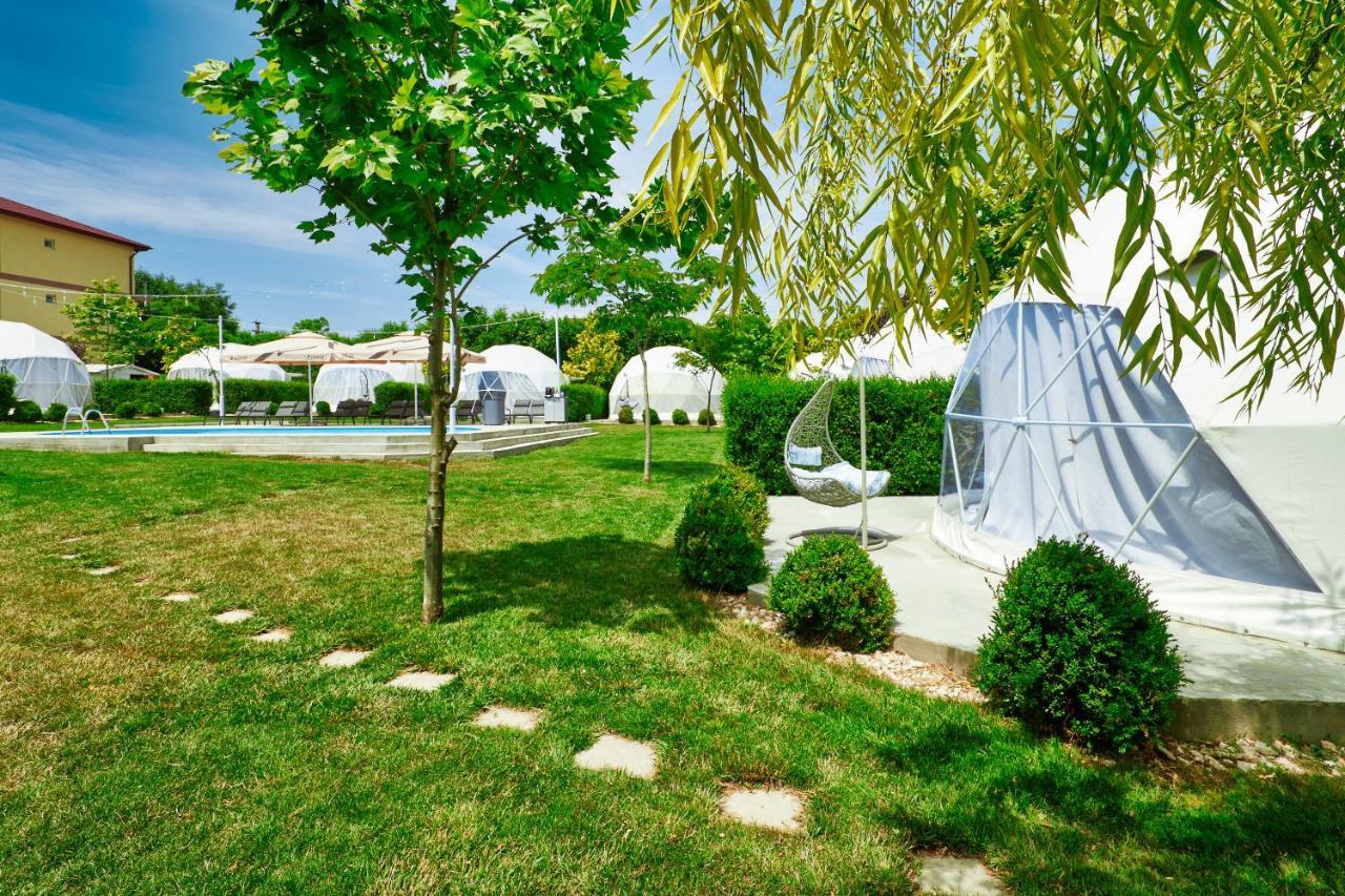 Готель Seagloo Glamping - Adults Only Костінешть Екстер'єр фото